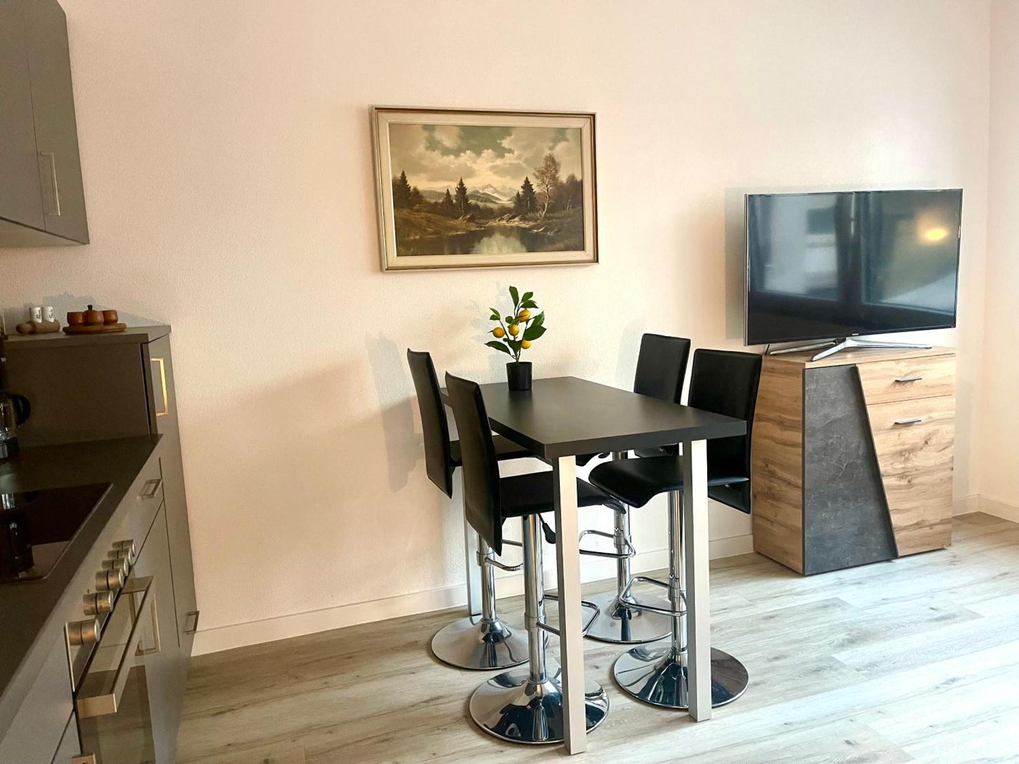 Neu Schwarzwald Zimmer Am Schloessle Goldstadt بفورتسهايم المظهر الخارجي الصورة