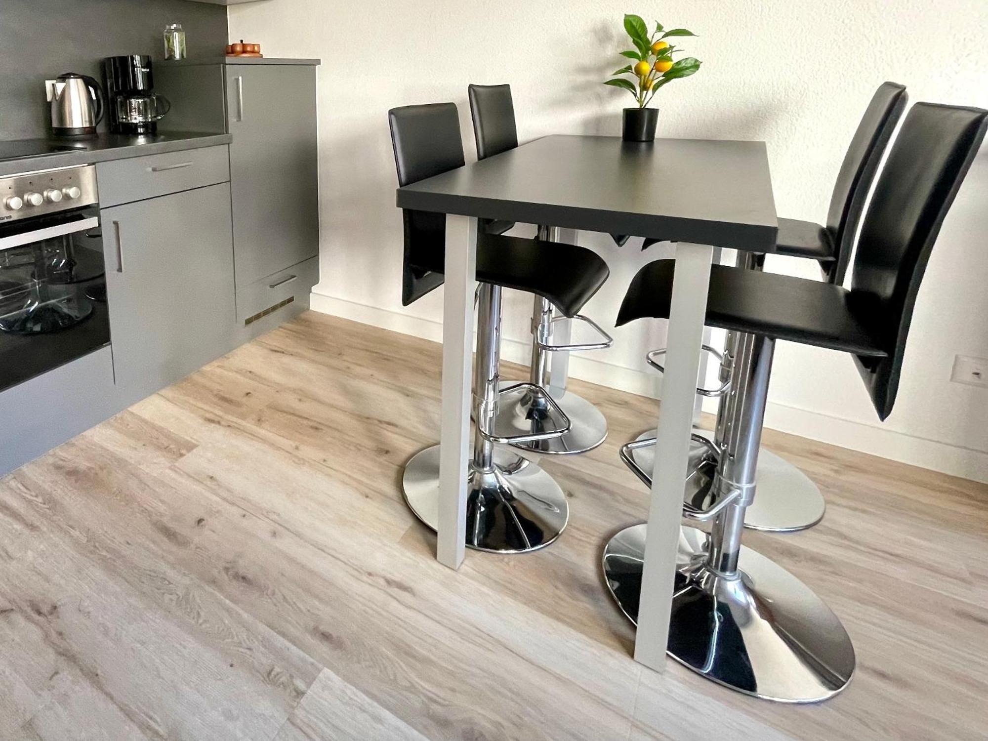 Neu Schwarzwald Zimmer Am Schloessle Goldstadt بفورتسهايم المظهر الخارجي الصورة